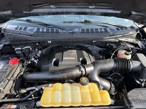 Used 2018 Ford F150 Raptor w/ Equipment Group 801A Mid image 10