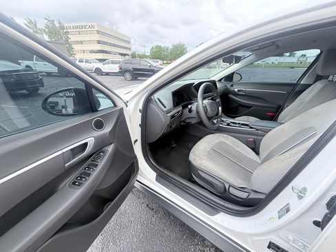 Used 2021 Hyundai Sonata SE FWD image 9