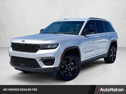 Used 2025 Jeep Grand Cherokee Limited w/ Luxury Tech Group II