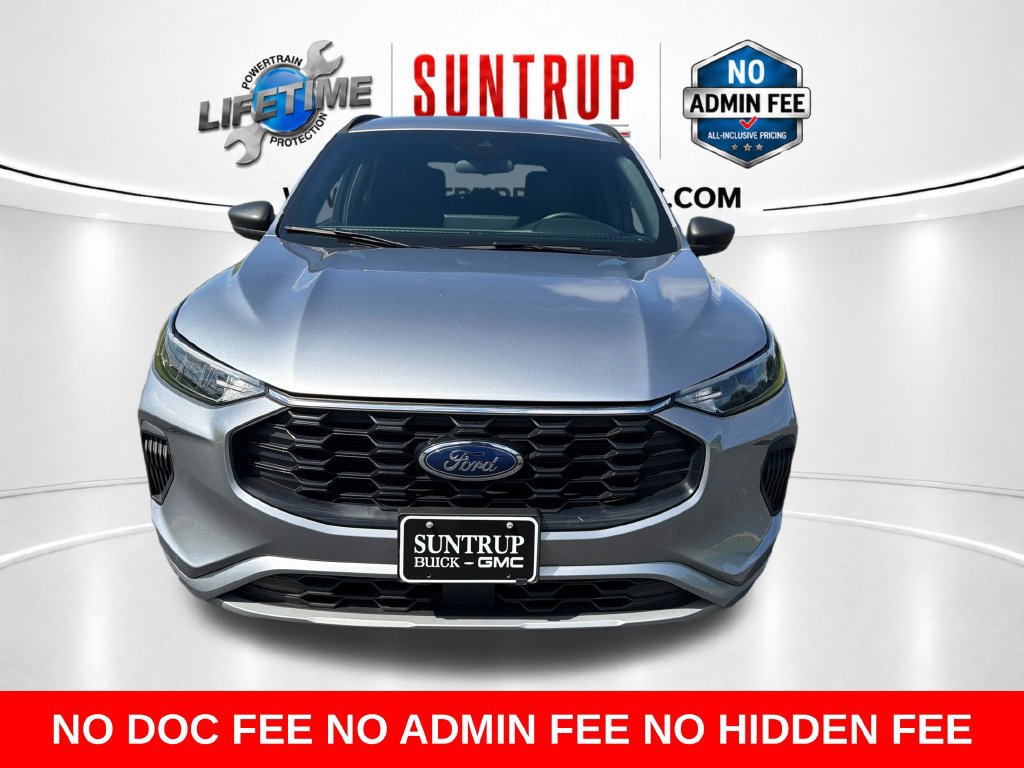 Used 2023 Ford Escape ST-Line w/ Tech Pack #1 AWD/4WD image 9