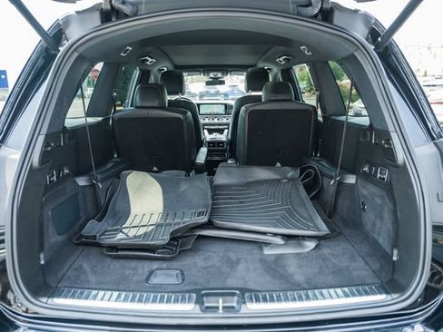 Used 2021 Mercedes-Benz GLS 450 4MATIC image 10