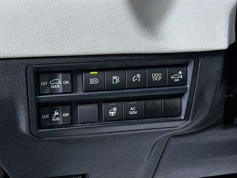 Certified 2023 Toyota Sequoia Capstone AWD/4WD image 10