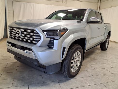 New 2026 Toyota Tacoma Limited AWD/4WD image 3