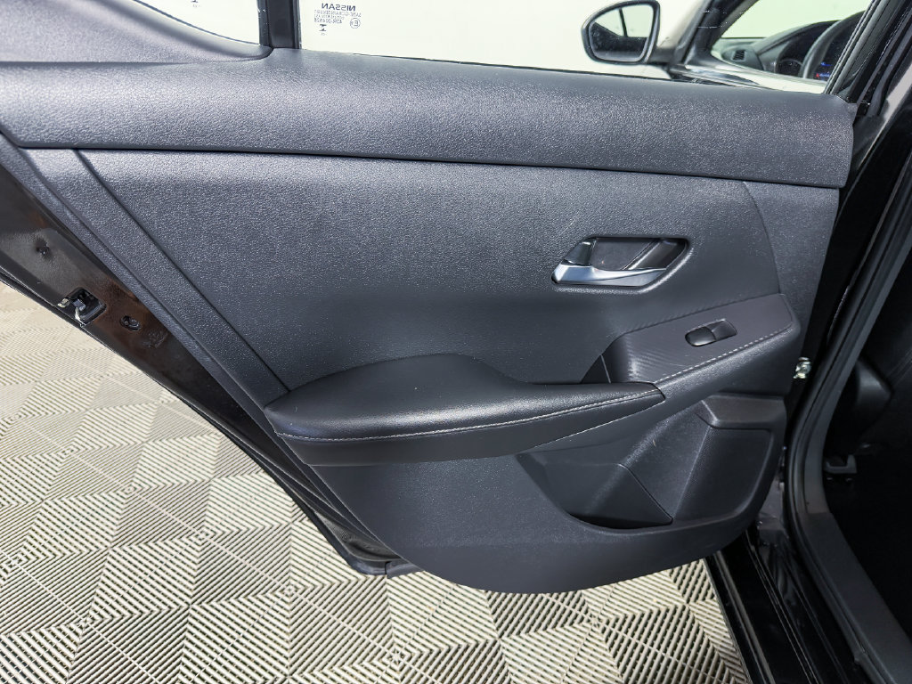 Certified 2023 Nissan Sentra S FWD image 35