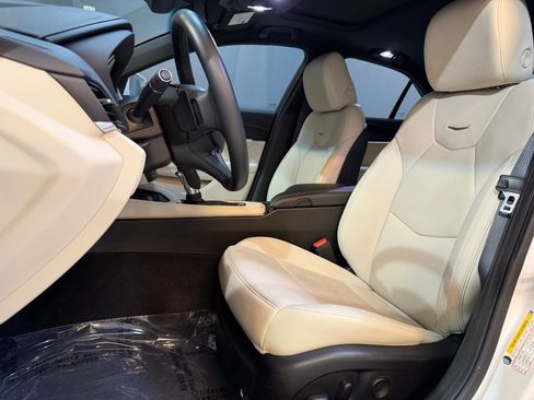 Certified 2025 Cadillac CT4 Premium Luxury RWD image 5
