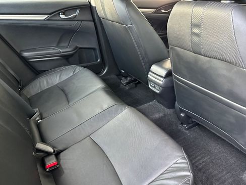 Used 2016 Honda Civic Touring image 31