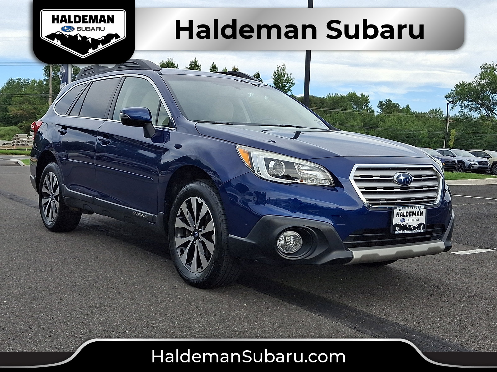 Used 2017 Subaru Outback 2.5i Limited AWD/4WD image 1