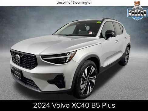 Used 2024 Volvo XC40 B5 Plus w/ Protection Package Premier AWD/4WD image 1
