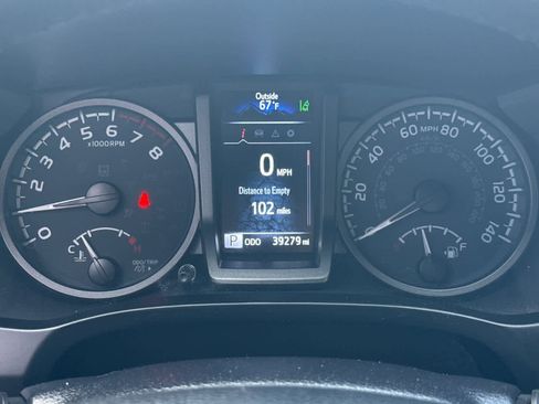 Used 2023 Toyota Tacoma TRD Off-Road AWD/4WD image 23