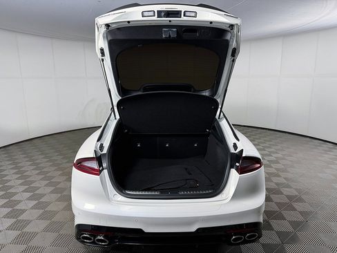 Used 2019 Kia Stinger GT1 image 19