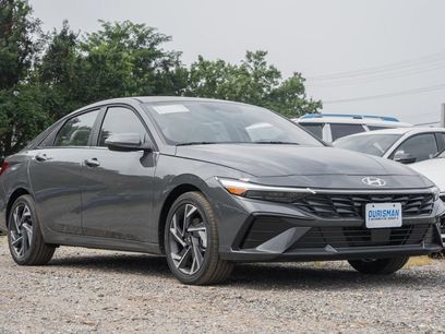 New 2025 Hyundai Elantra Limited