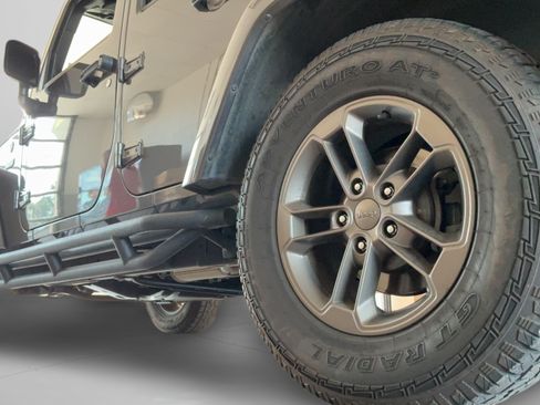 Used 2016 Jeep Wrangler Unlimited Sahara AWD/4WD image 46