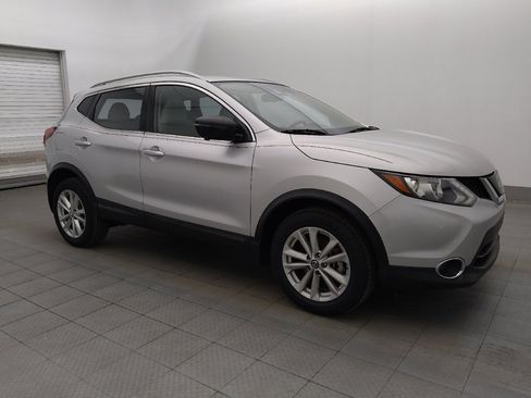 Used 2019 Nissan Rogue Sport SV w/ Technology Package FWD image 11