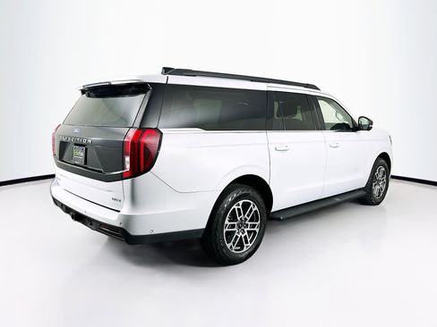 Used 2025 Ford Expedition Max Active image 9