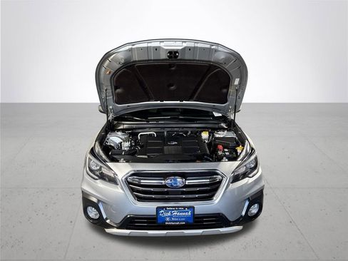 Used 2019 Subaru Outback 3.6R Limited w/ Popular Package #2 image 23