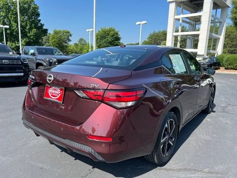 Used 2024 Nissan Sentra SV FWD image 7