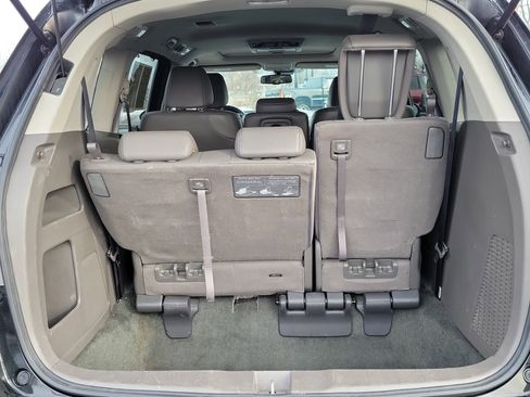 Used 2016 Honda Odyssey Touring Elite image 8