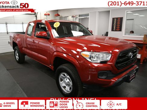 Used 2017 Toyota Tacoma SR w/ SR Convenience Package AWD/4WD image 1