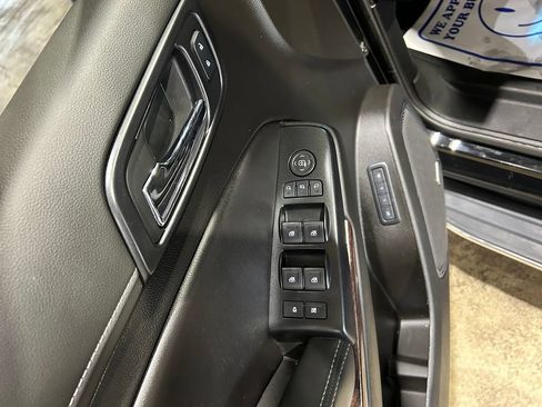 Used 2020 GMC Yukon SLT AWD/4WD image 24