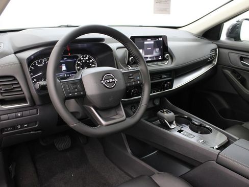 New 2026 Nissan Rogue SV FWD image 16