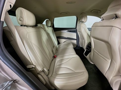 Used 2019 Lincoln Nautilus FWD image 39