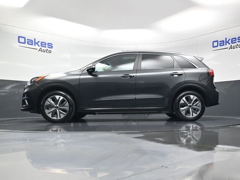 Used 2021 Kia Niro EX Premium image 41