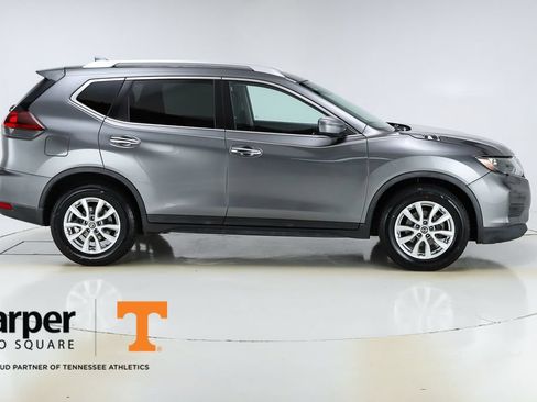 Used 2019 Nissan Rogue SV FWD image 10