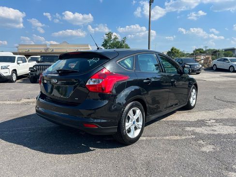 Used 2013 Ford Focus SE FWD image 4