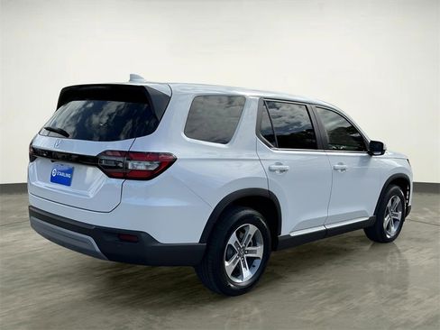 New 2025 Honda Pilot EX-L image 9