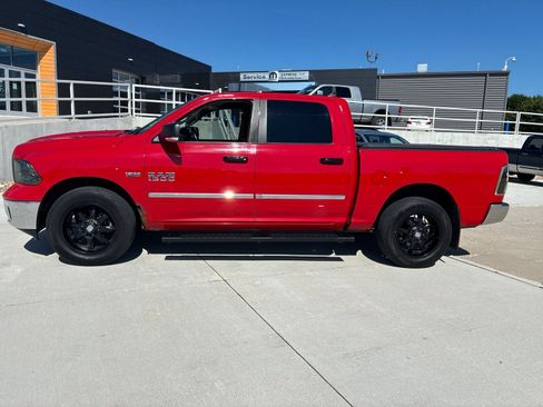 Used 2016 RAM 1500 Big Horn AWD/4WD image 2