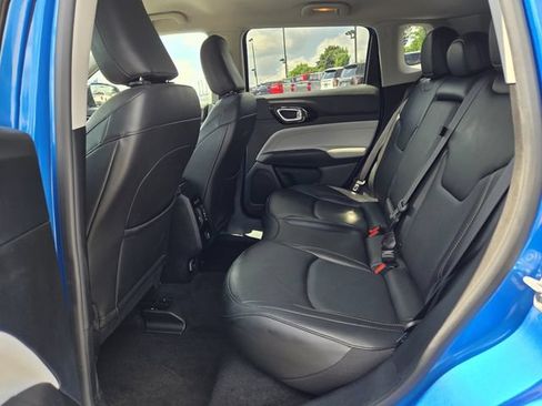 Used 2022 Jeep Compass Limited AWD/4WD image 12
