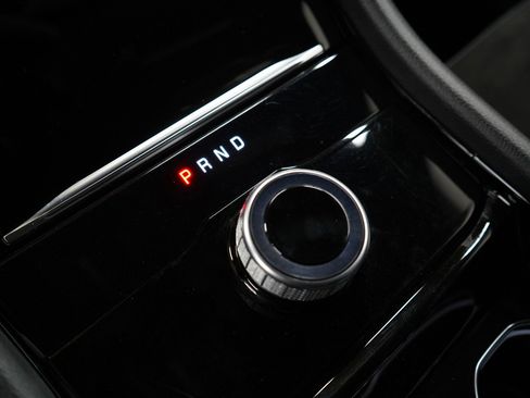 Used 2023 Jeep Grand Cherokee L Laredo image 27