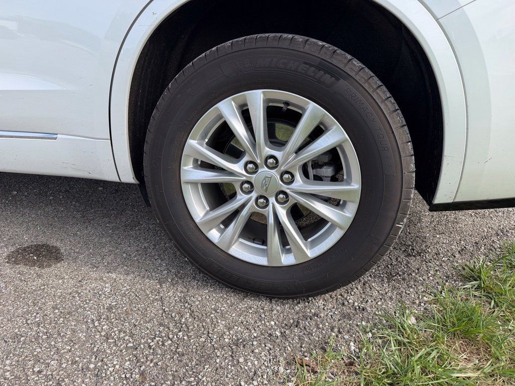 Certified 2023 Cadillac XT6 Luxury AWD/4WD image 14