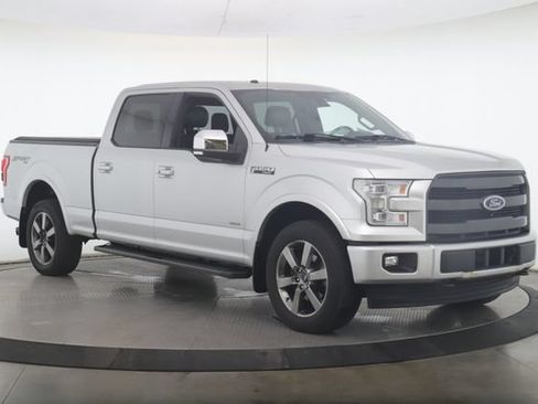 Used 2017 Ford F150 Lariat w/ Equipment Group 502A Luxury AWD/4WD image 2