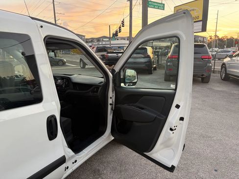 Used 2022 RAM ProMaster City Wagon image 22