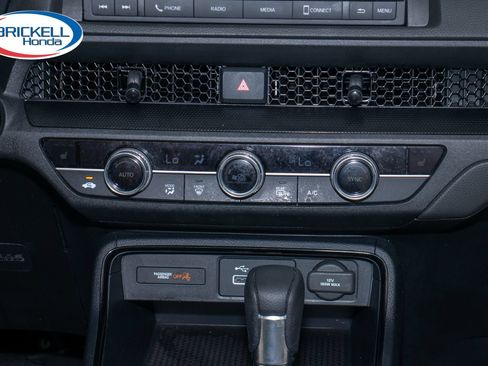Certified 2024 Honda CR-V EX image 26