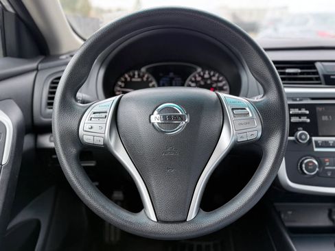 Used 2017 Nissan Altima 2.5 S w/ Power Driver Seat Package image 24