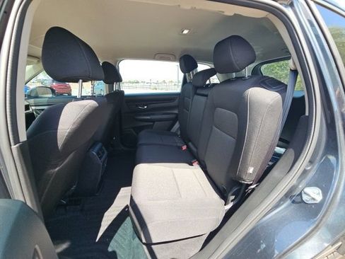Used 2024 Honda CR-V LX image 8