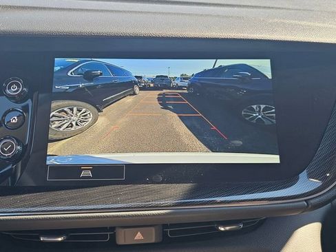Used 2022 Buick Envision Preferred AWD/4WD image 23