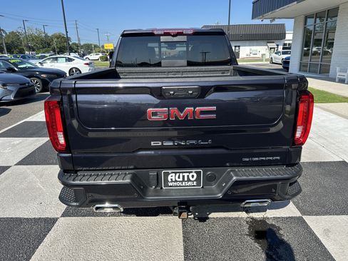 Used 2024 GMC Sierra 1500 Denali w/ Denali Reserve Package AWD/4WD image 4