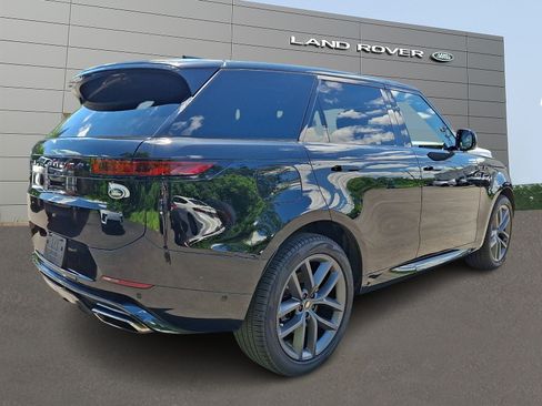 Used 2023 Land Rover Range Rover Sport SE Dynamic AWD/4WD image 2