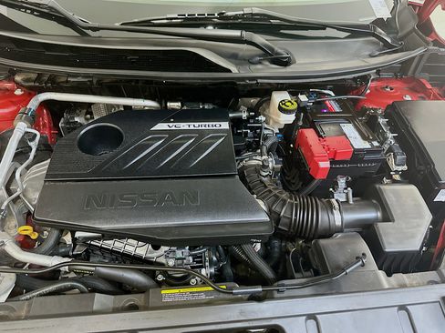 Used 2023 Nissan Rogue SL w/ SL Premium Package image 36