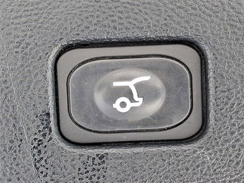 Certified 2022 Ford Edge SEL w/ Convenience Package image 29