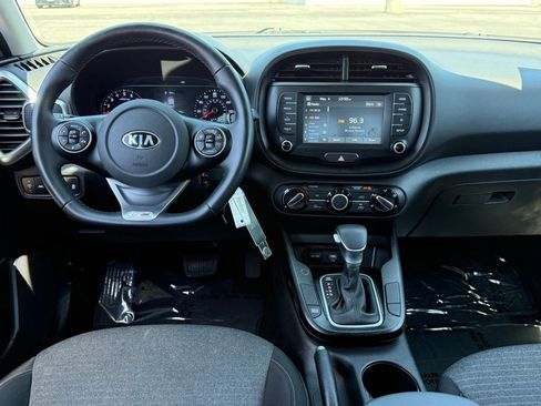 Used 2020 Kia Soul GT-Line FWD image 29