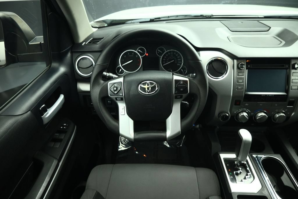 Used 2014 Toyota Tundra SR5 w/ SR5 Upgrade Package AWD/4WD image 33
