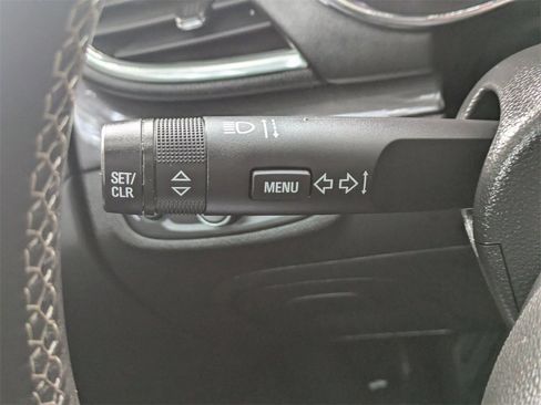 Used 2022 Buick Encore Preferred w/ Safety Package image 27