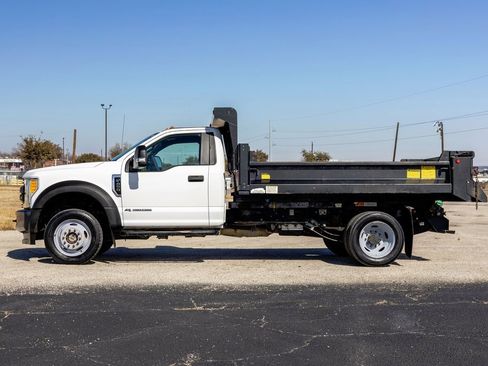 Used 2017 Ford F450 XL w/ Power Equipment Group image 4