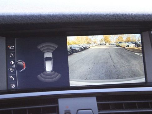 Used 2017 BMW X3 sDrive28i image 12