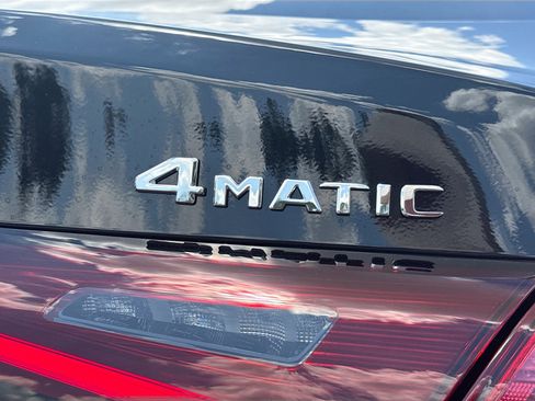 Used 2026 Mercedes-Benz GLC 300 4MATIC image 11