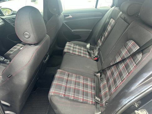 Used 2021 Volkswagen Golf 4-Door FWD image 10